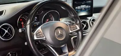 Mercedes-Benz CLA 220 2017 - 21990 EUR, 170144 km - AUTO.MOTO.pt - 170144km - foto 20 de 39