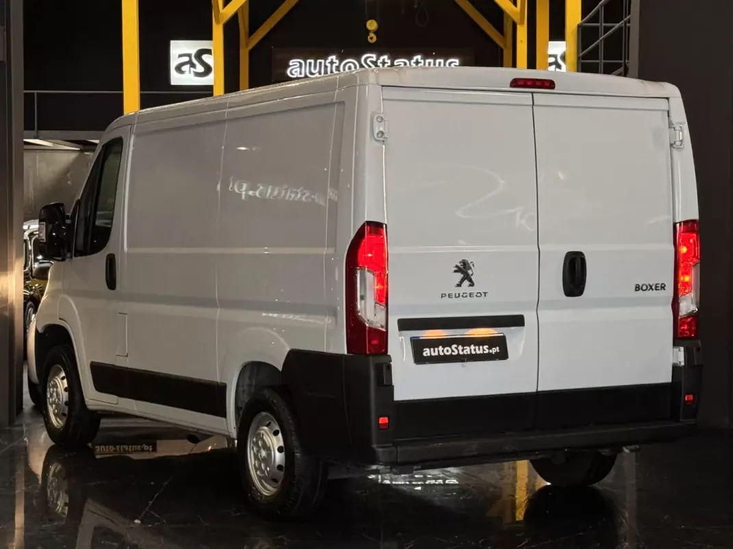 Peugeot Partner L2 caixa automática 130cv 2022 - 16990 EUR, 170100 km - AUTO.MOTO.pt - 170100km - foto 10 de 26