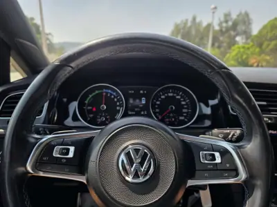 Volkswagen Golf 2020 - 21490 EUR, 148000 km - 148000km - foto 4 de 18