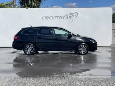 Peugeot 308 SW 2016 - 8450 EUR, 226460 km - 226460km - foto 8 de 29