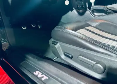 Shelby GT500 2010 - 89990 EUR, 76489 km - AUTO.MOTO.pt - 76489km - foto 24 de 47