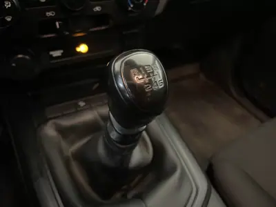 Isuzu D-Max 2023 - 32950 EUR, 32000 km - AUTO.MOTO.pt - 32000km - foto 24 de 26