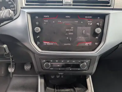 SEAT Arona 2019 - 10500 EUR, 229648 km - AUTO.MOTO.pt - 229648km - foto 17 de 23