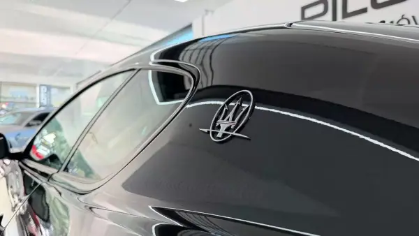 Maserati Granturismo 2019 - 109990 EUR, 22984 km - 22984km - foto 11 de 39