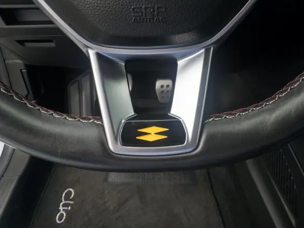 Renault Clio 2020 - 14990 EUR, 113000 km - AUTO.MOTO.pt - 113000km - foto 18 de 38