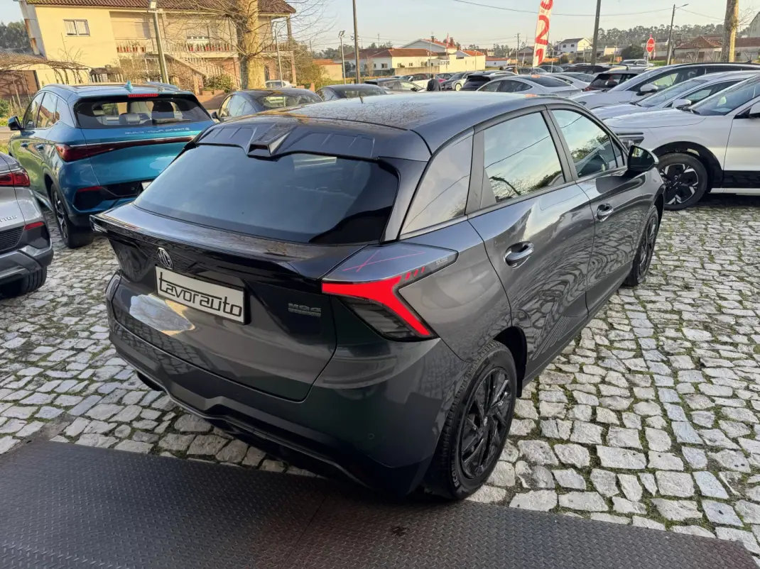 MG MG4 2022 - 18990 EUR, 77000 km - AUTO.MOTO.pt - 77000km - foto 7 de 36