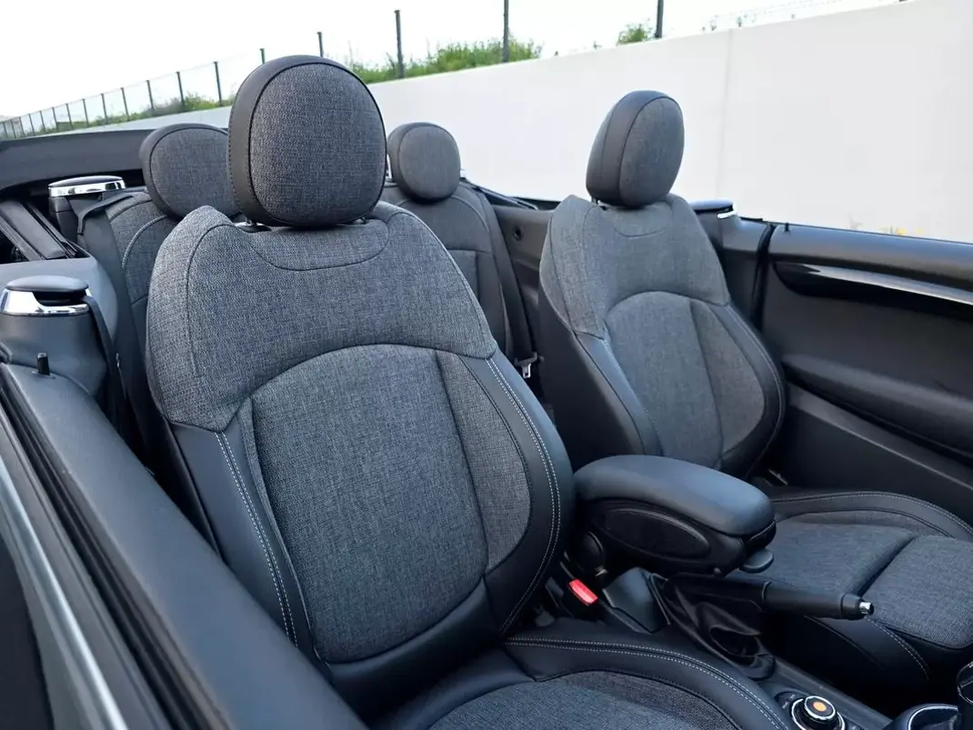 MINI 2024 - 20900 EUR, 50900 km - AUTO.MOTO.pt - 50900km - foto 27 de 35