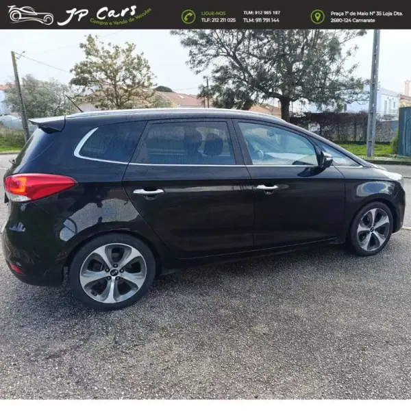 Kia Carens 2016 - 14750 EUR, 129200 km - AUTO.MOTO.pt - 129200km - foto 2 de 23