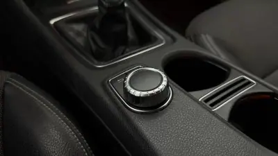 Mercedes-Benz A 180 2014 - 13990 EUR, 259250 km - AUTO.MOTO.pt - 259250km - foto 29 de 29