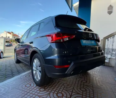 SEAT Arona 2023 - 16950 EUR, 44000 km - AUTO.MOTO.pt - 44000km - foto 8 de 32