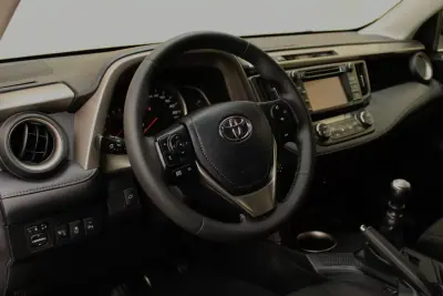 Toyota RAV4 2013 - 16250 EUR, 182522 km - AUTO.MOTO.pt - 182522km - foto 14 de 36