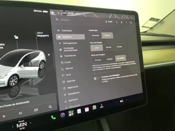 Tesla Model Y 2023 - 35450 EUR, 75000 km - AUTO.MOTO.pt - 75000km - foto 35 de 39