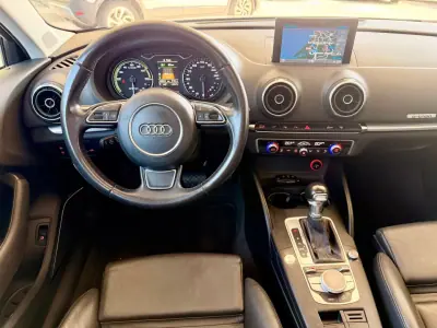 Audi A3 Sportback 2015 - 17950 EUR, 138811 km - 138811km - foto 19 de 40