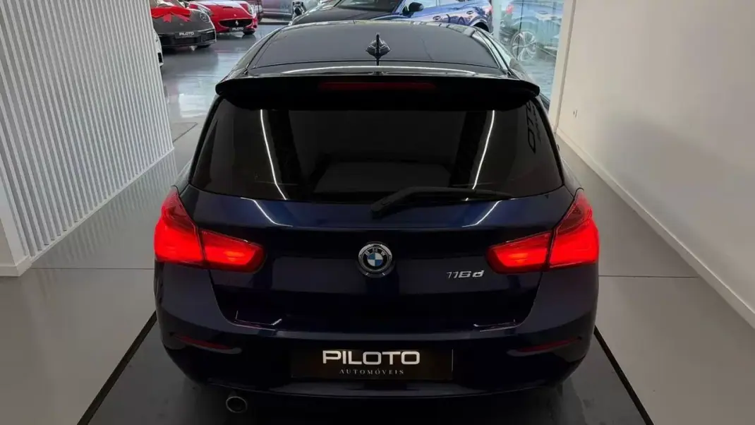 BMW 116 2016 - 13490 EUR, 184000 km - AUTO.MOTO.pt - 184000km - foto 10 de 31