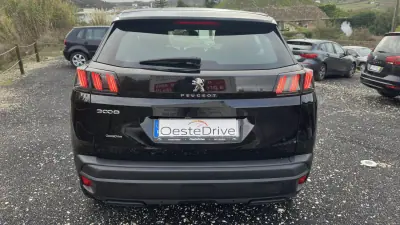 Peugeot 3008 2021 - 21800 EUR, 67000 km - AUTO.MOTO.pt - 67000km - foto 7 de 27
