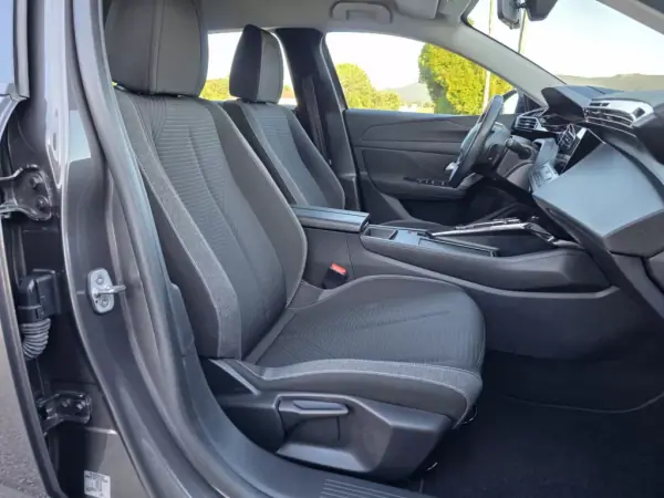 Peugeot 308 SW 2022 - 18990 EUR, 138000 km - AUTO.MOTO.pt - 138000km - foto 35 de 40