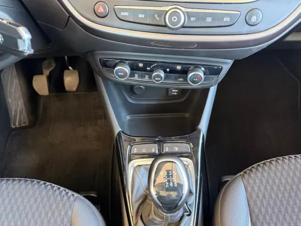Opel Crossland X 2019 - 13990 EUR, 73489 km - AUTO.MOTO.pt - 73489km - foto 17 de 22