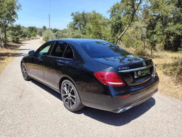 Mercedes-Benz E 350 2016 - 24900 EUR, 179677 km - AUTO.MOTO.pt - 179677km - foto 9 de 21