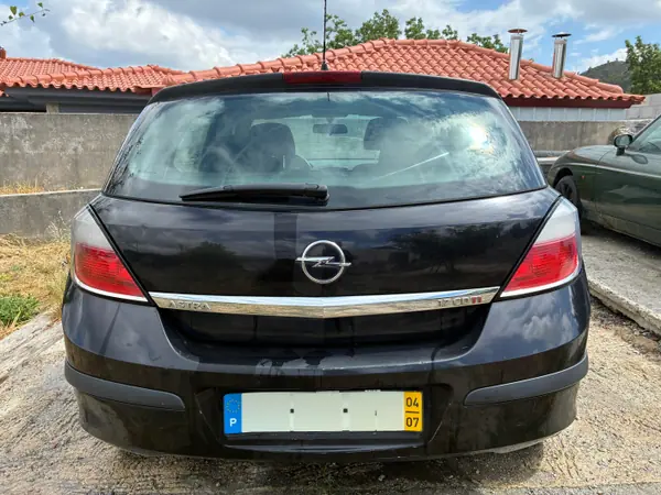 Opel Astra 2004 — foto 3 de 8