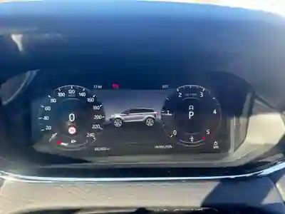 Land Rover Range Rover Evoque 2019 - 29000 EUR, 62600 km - 62600km - foto 10 de 10