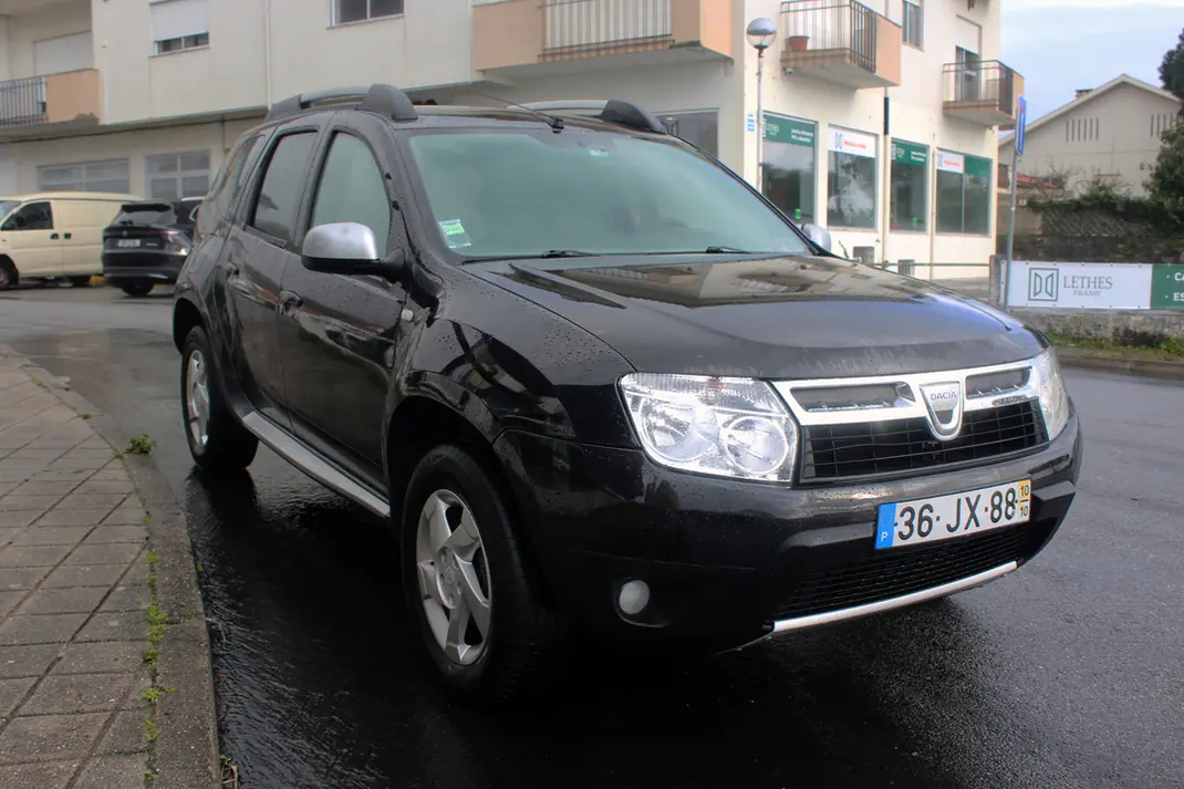 Dacia Duster 2010 - 6250 EUR, 155000 km - AUTO.MOTO.pt - 155000km - foto 1 de 24