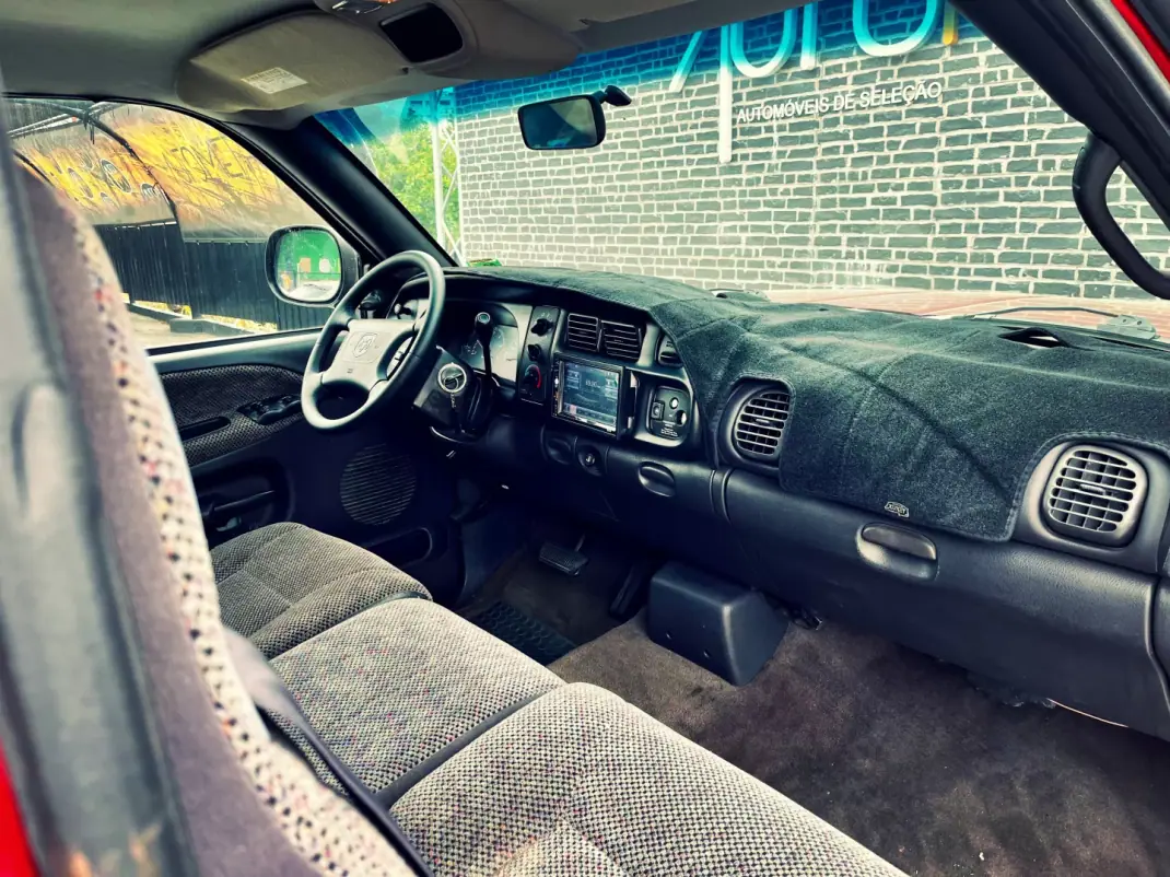 Dodge RAM 1998 - 24900 EUR, 110000 km - AUTO.MOTO.pt - 110000km - foto 14 de 17