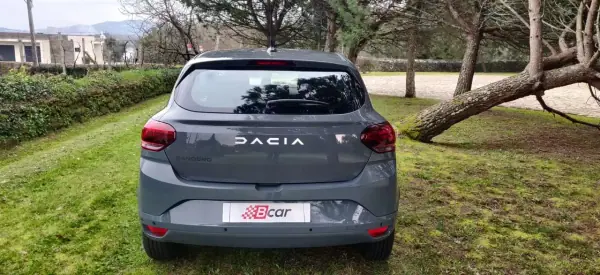 Dacia Sandero 2025 - 16490 EUR, 2000 km - AUTO.MOTO.pt - 2000km - foto 11 de 39