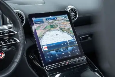 Mercedes-Benz SL 43 AMG 2022 - 109950 EUR, 30000 km - AUTO.MOTO.pt - 30000km - foto 18 de 51