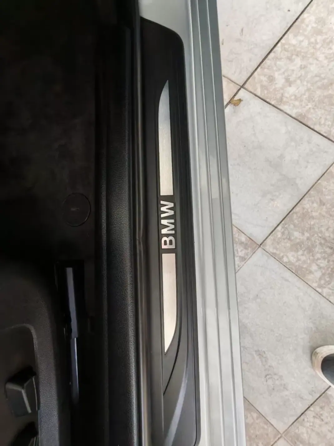 BMW 520 2014 - 15990 EUR, 225000 km - 225000km - foto 14 de 24