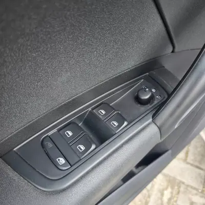 Audi A1 Sportback 2014 - 13750 EUR, 148778 km - AUTO.MOTO.pt - 148778km - foto 16 de 18