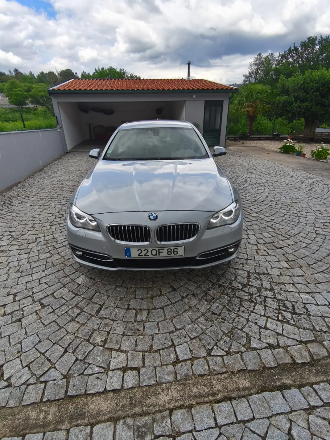 BMW 520 2015 - 21000 EUR, 149667 km - AUTO.MOTO.pt - 149667km - foto 6 de 10
