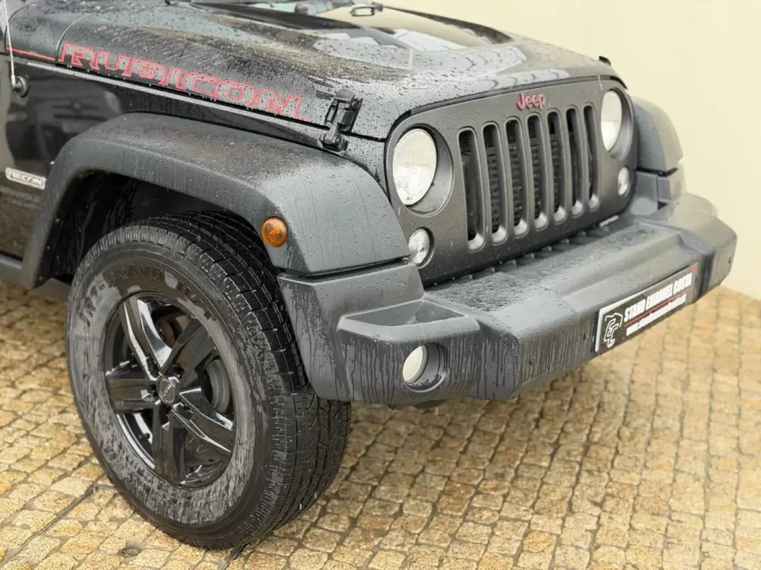Jeep Wrangler Unlimited 2019 - 54000 EUR, 172045 km - AUTO.MOTO.pt - 172045km - foto 4 de 16