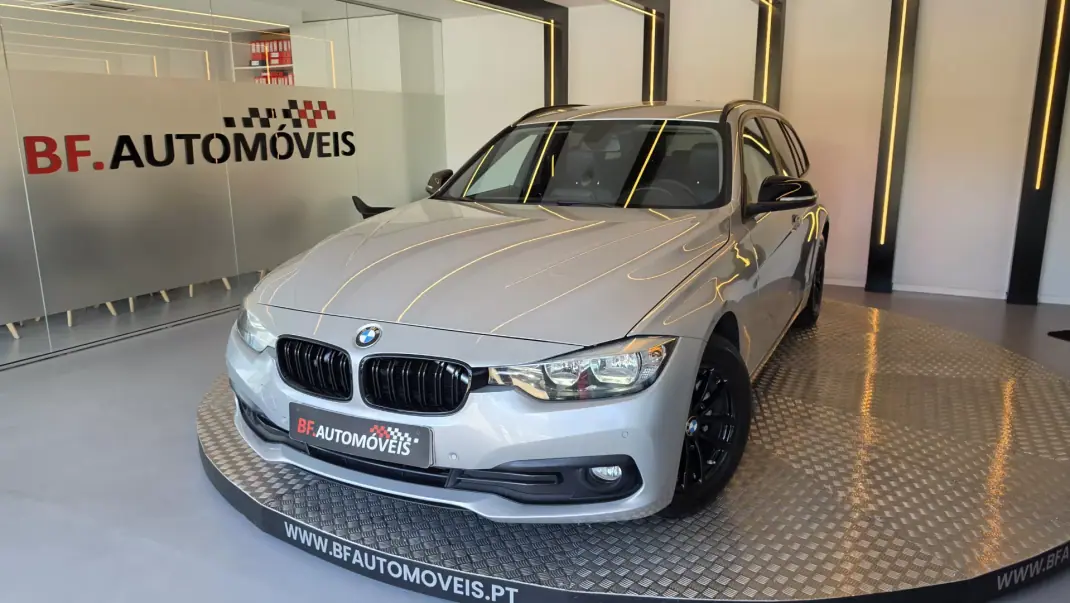 BMW 318 2017 - 17900 EUR, 165210 km - 165210km - foto 25 de 55