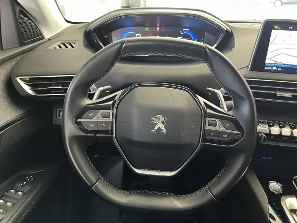 Peugeot 3008 2020 - 19800 EUR, 79544 km - AUTO.MOTO.pt - 79544km - foto 8 de 24