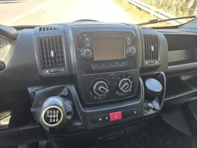 Citroën Jumper L2H2 130cv c/IVA 2015 - 12500 EUR, 240000 km - AUTO.MOTO.pt - 240000km - foto 11 de 13