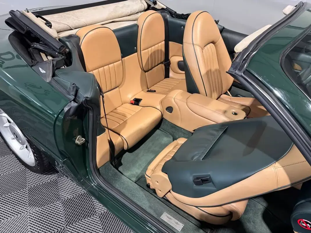 Aston Martin DB7 Vantage Coupé 1997 - 57500 EUR, 41000 km - 41000km - foto 38 de 60