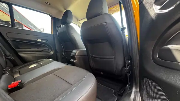 Jeep Avenger 2023 - 24990 EUR, 41228 km - AUTO.MOTO.pt - 41228km - foto 26 de 27