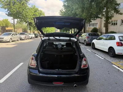 MINI Cooper 2008 - 7450 EUR, 99000 km - AUTO.MOTO.pt - 99000km - foto 8 de 15