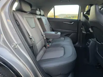 Kia Niro EV 2022 - 23990 EUR, 89000 km - AUTO.MOTO.pt - 89000km - foto 18 de 46