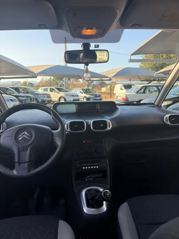 Citroën C3 Picasso 2010 - 10900 EUR, 187511 km - AUTO.MOTO.pt - 187511km - foto 21 de 31