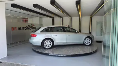 Audi A4 Avant 2010 - 9500 EUR, 253856 km - AUTO.MOTO.pt - 253856km - foto 7 de 52