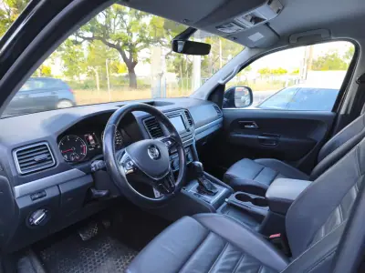 Volkswagen Amarok 2019 - 37000 EUR, 185000 km - AUTO.MOTO.pt - 185000km - foto 10 de 17
