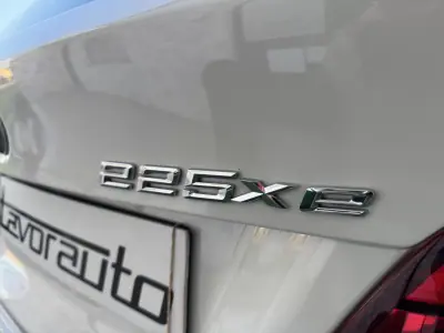 BMW 225xe Active Tourer 2018 - 18900 EUR, 68000 km - AUTO.MOTO.pt - 68000km - foto 37 de 52