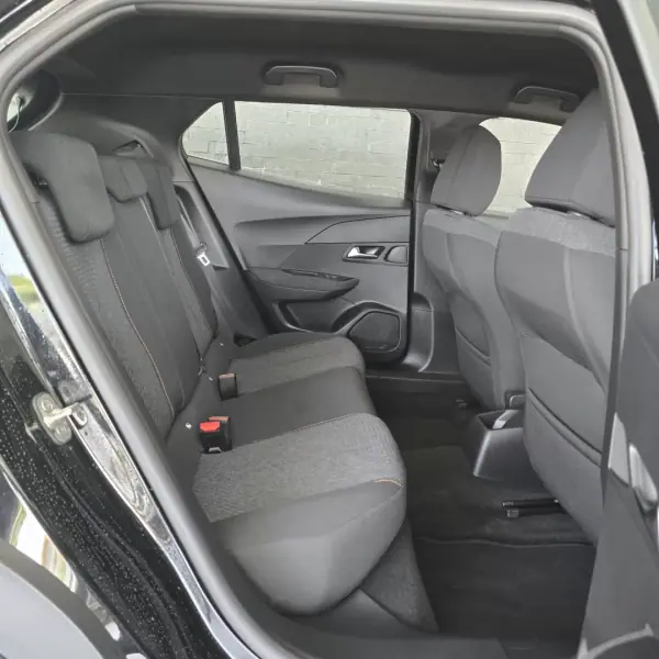 Peugeot 2008 2025 - 19990 EUR, 24150 km - AUTO.MOTO.pt - 24150km - foto 10 de 30