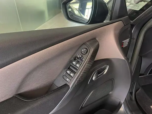 Citroën C4 Grand Picasso 2014 - 12900 EUR, 250524 km - AUTO.MOTO.pt - 250524km - foto 9 de 15