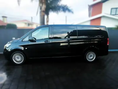 Mercedes-Benz Vito Tourer 2022 - 47950 EUR, 98000 km - AUTO.MOTO.pt - 98000km - foto 2 de 12