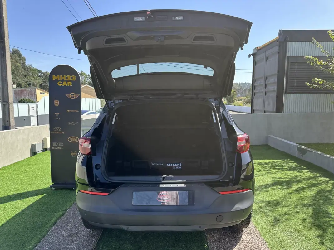 Opel Grandland X 2020 - 15900 EUR, 160000 km - 160000km - foto 14 de 55