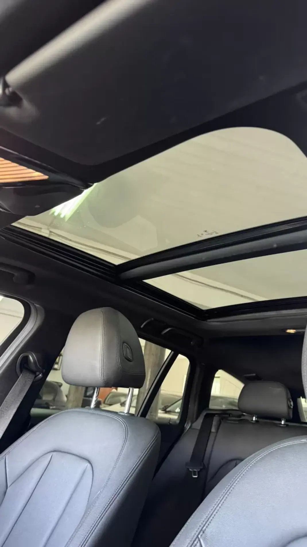 BMW 330e 2021 - 22900 EUR, 213000 km - AUTO.MOTO.pt - 213000km - foto 9 de 13