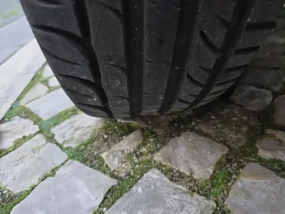 MINI Cooper 2017 - 14999 EUR, 166333 km - AUTO.MOTO.pt - 166333km - foto 23 de 24