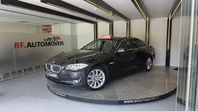 BMW 520 2011 - 10900 EUR, 370543 km - AUTO.MOTO.pt - 370543km - foto 11 de 54
